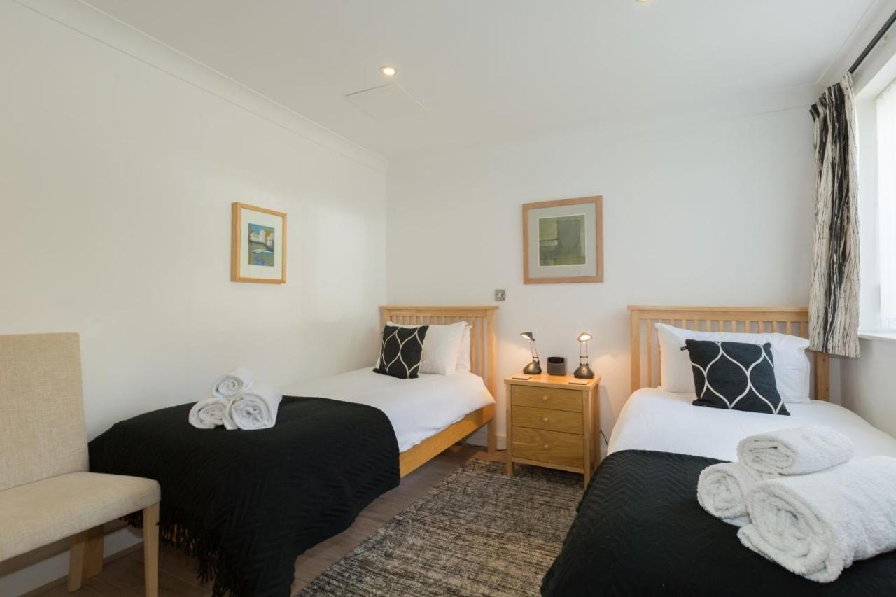 The Point Villa St Ives Eksteriør billede