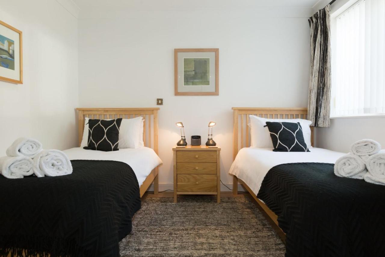 The Point Villa St Ives Eksteriør billede